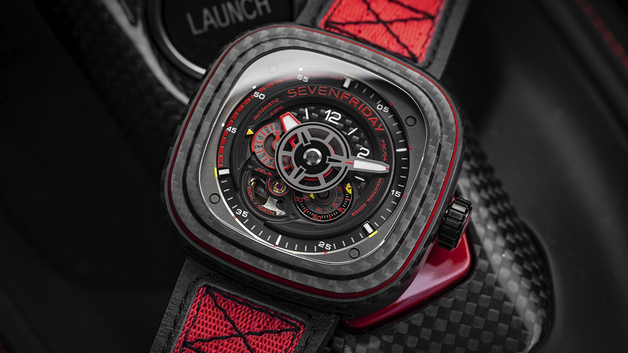 NWA: SEVENFRIDAY P3C/04 Red Carbon