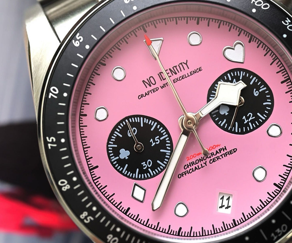 The Trendsetter – redarmywatches.com