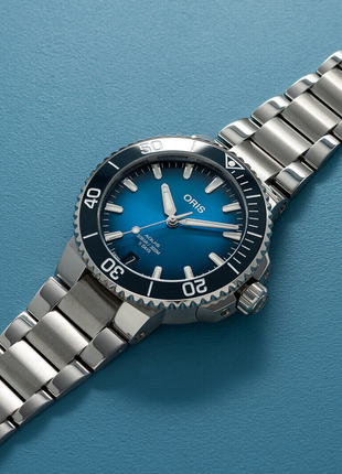 Oris Aquis Date Calibre 400 Blue 41.5mm