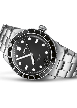 Oris Divers Sixty-Five 12H Calibre 400 SSB
