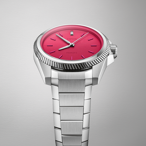 Oris ProPilot X Miss Piggy Edition