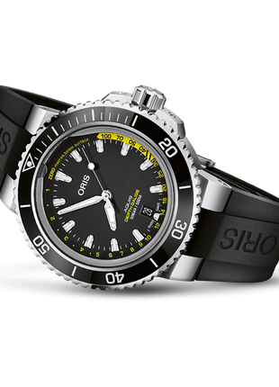 Oris Aquis Depth Gauge 45.8mm