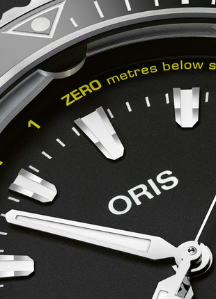 Oris Aquis Depth Gauge 45.8mm