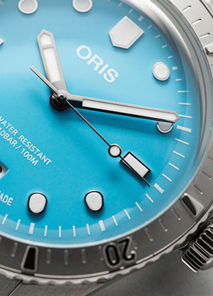 Oris Divers Sixty-Five Cotton Candy Blue 38mm SSB
