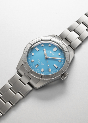 Oris Divers Sixty-Five Cotton Candy Blue 38mm SSB