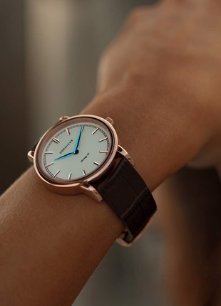 Corniche Heritage 36 White RG