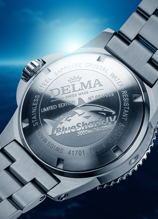 Delma Blue Shark IV LE Black