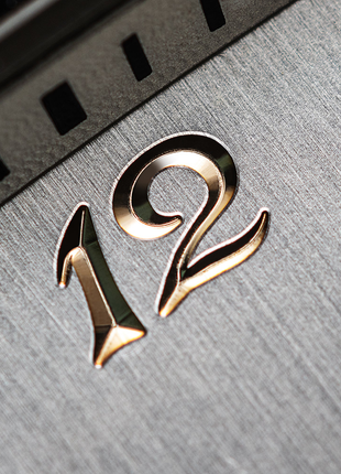 Feynman VI Daylight Silver