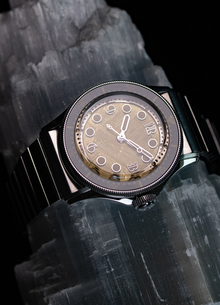 Horizon Watches Nemolithic - Gold Meteorite