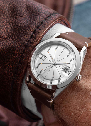 Nivada Grenchen Antarctic Spider Silver