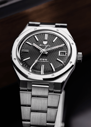 Nivada Grenchen F77 Black with Date