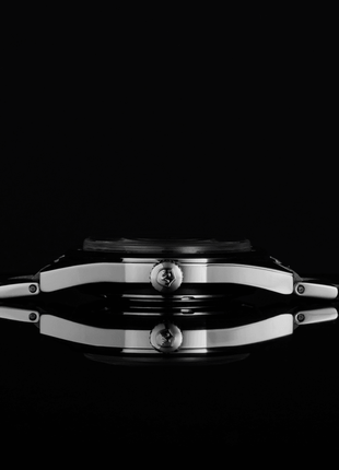 Nivada Grenchen F77 Black with Date