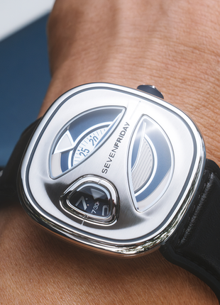 SEVENFRIDAY ME1/01