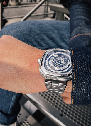 SEVENFRIDAY P1B/01M