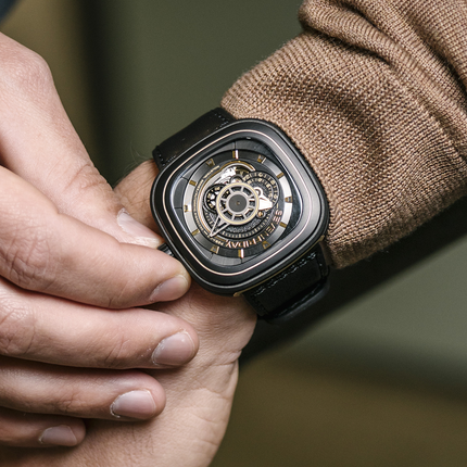 SEVENFRIDAY P2B/02