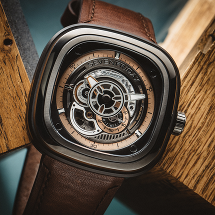 SEVENFRIDAY P2C/01