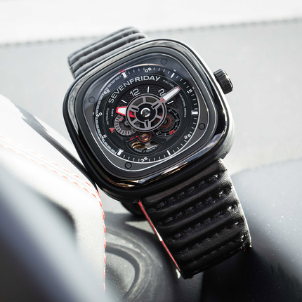 SEVENFRIDAY P3C/06