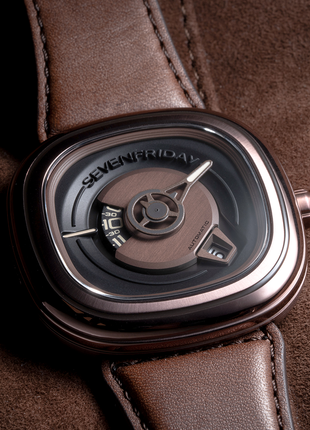 SEVENFRIDAY PE2/01