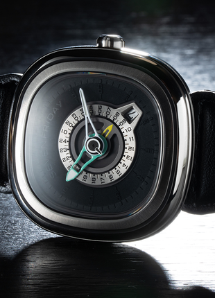 SEVENFRIDAY PG1/01
