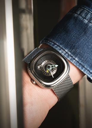 SEVENFRIDAY PG1/01M