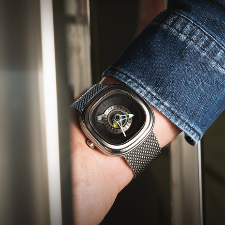 SEVENFRIDAY PG1/01M