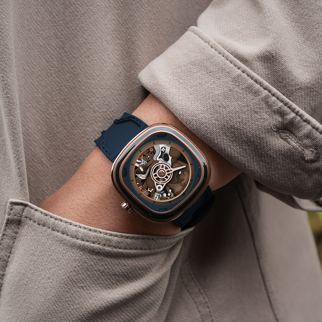 SEVENFRIDAY T2/08
