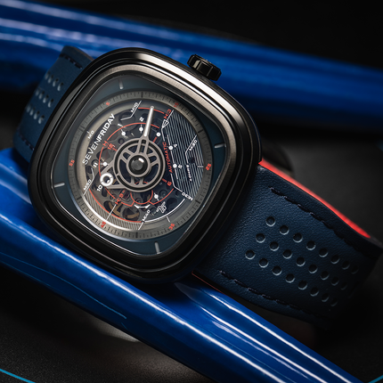 SEVENFRIDAY T3/03