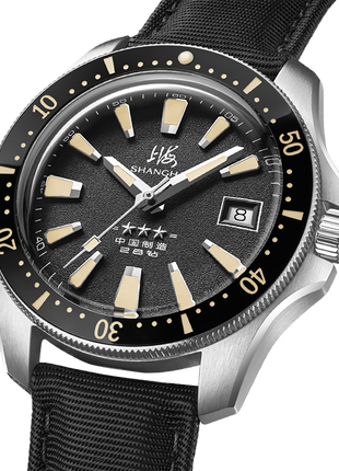 Shanghai Watch Commander Dive 39mm - Black Dial