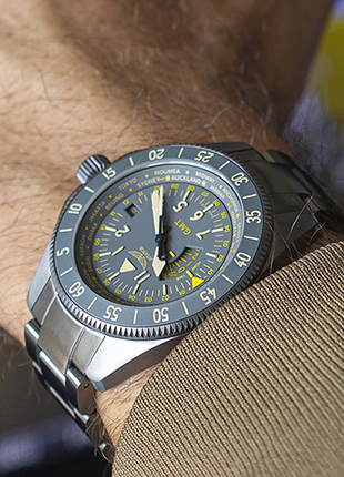 Aviator Airacobra GMT Grey PVD Bracelet