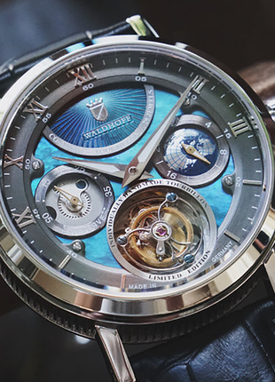 Waldhoff Ultramatic Tourbillon Carbon