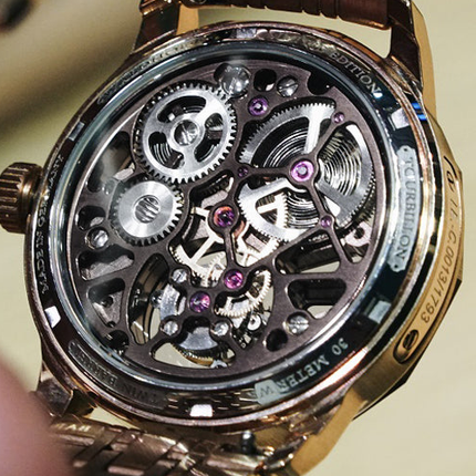 Waldhoff Vanguard V8 Tourbillon Red Gold