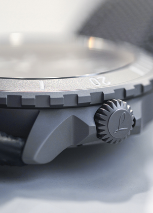 Crown of Laco Köln Grau dark sandblasted stainless-steel case