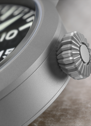 Laco Paderborn 42 Type B Automatic Pilot Watch crown detail
