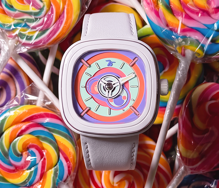<h1>SEVENFRIDAY P1C/06 BUBBLE GUM</h1>